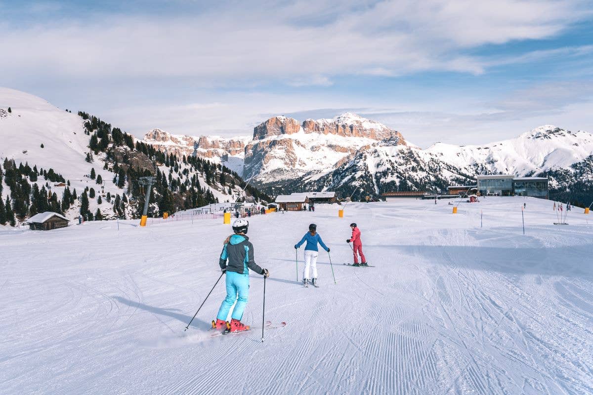 San Valentino e Festa della Donna: sciare all'alba in Val di Fassa